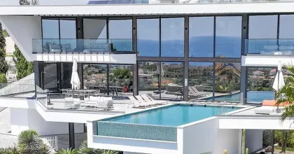 Casa em Albufeira e Olhos de Água, Faro - 6.200.000 euros
