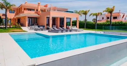 Casa em Albufeira e Olhos de Água, Faro - 8.500.000 euros